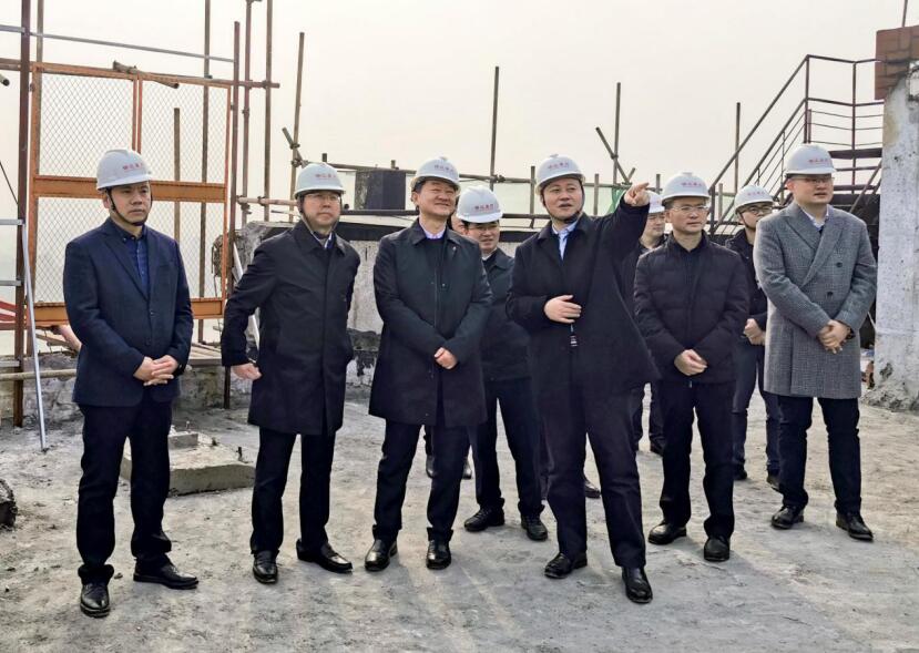 Èζ¡¡¢ÖÜÏþÑôÂʶӸ°ÀÖɽÊп¼²ì