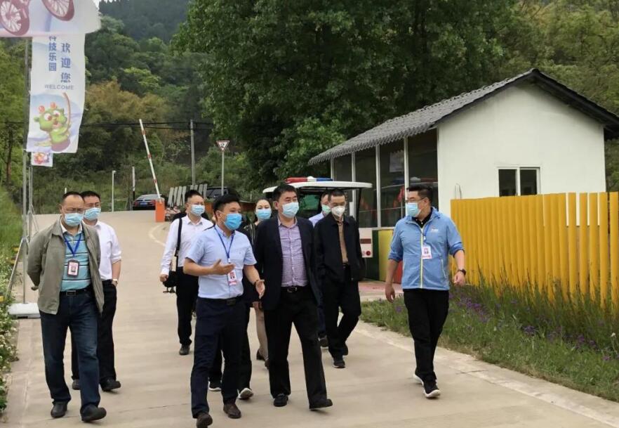 �����������򵼵��������Ǿ�������ָ������